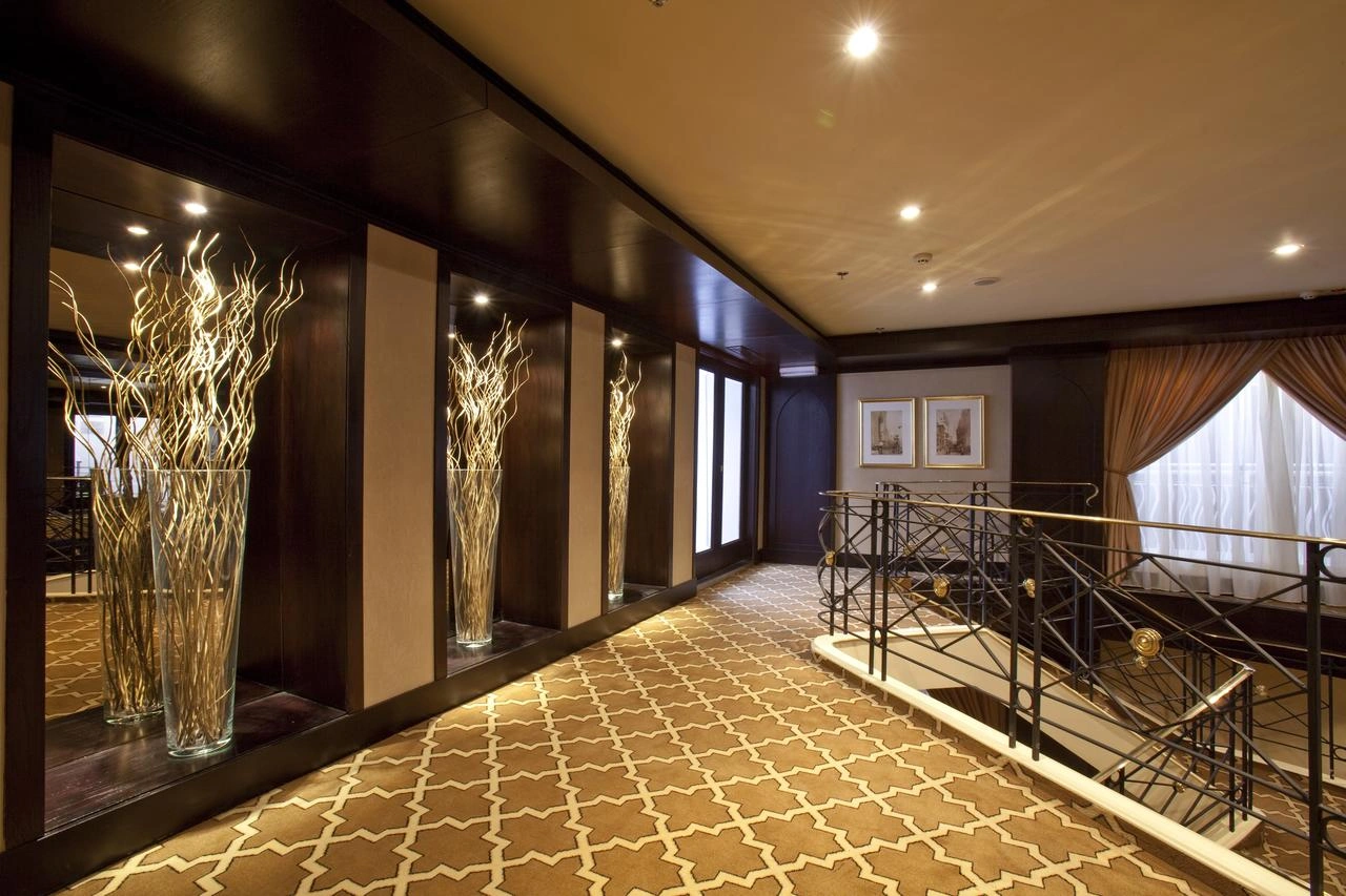 Lobby of the Steigenberger Minerva Nile Cruise Nile cruise